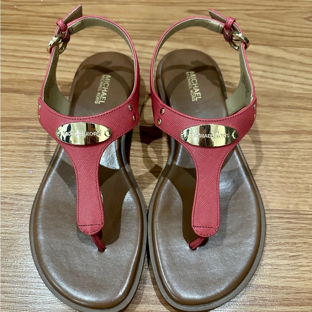 Micheal Kors Gold Plate Pink Thong sandal